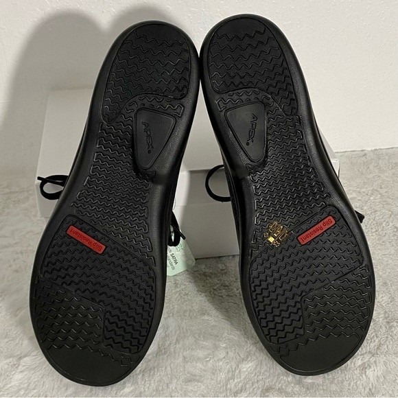 NEW Apex Robyn Petal Sneakers Women’s Size 9.5 Black Leather Cut Out Flowers - Picture 8 of 16